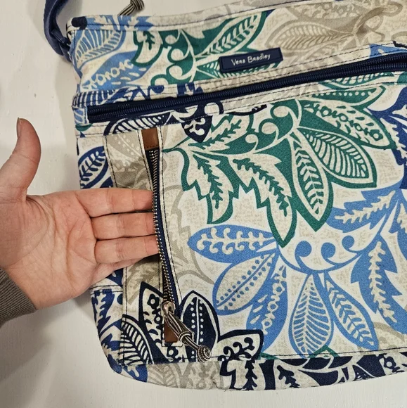 Vera Bradley floral cross body bag - Picture 5 of 12